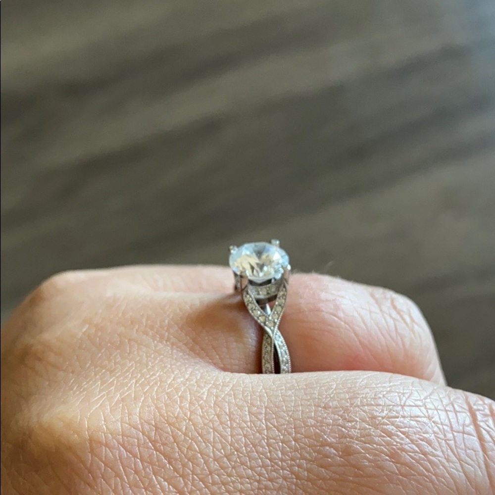Discontinued Tacori Ribbon Engagement Ring 6.5 - Picture 7 of 7